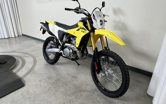 2025 Suzuki DR-Z 4S (DR-Z4SM5)