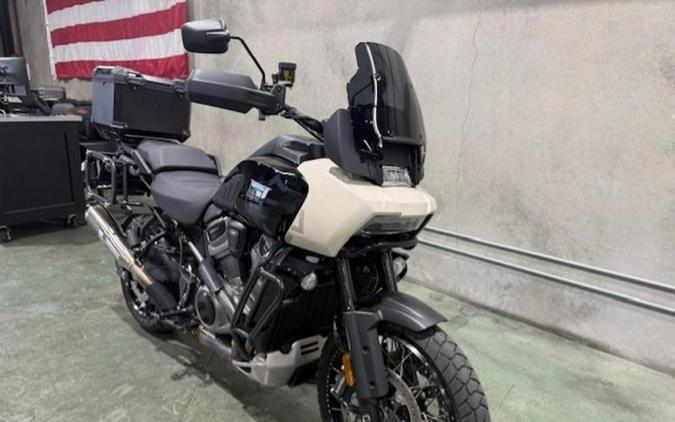 2022 Harley-Davidson® RA1250S - Pan America™ 1250 Special