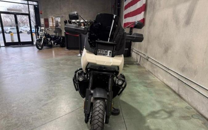 2022 Harley-Davidson® RA1250S - Pan America™ 1250 Special