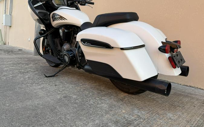 2020 Indian Motorcycle CHALLENGER DARK HORSE