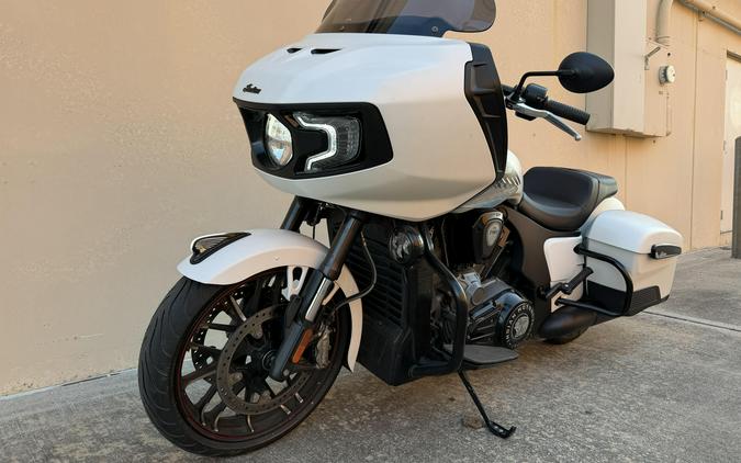 2020 Indian Motorcycle CHALLENGER DARK HORSE