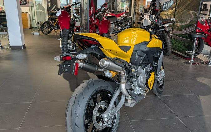 2026 Ducati Streetfighter V2 YELLOW