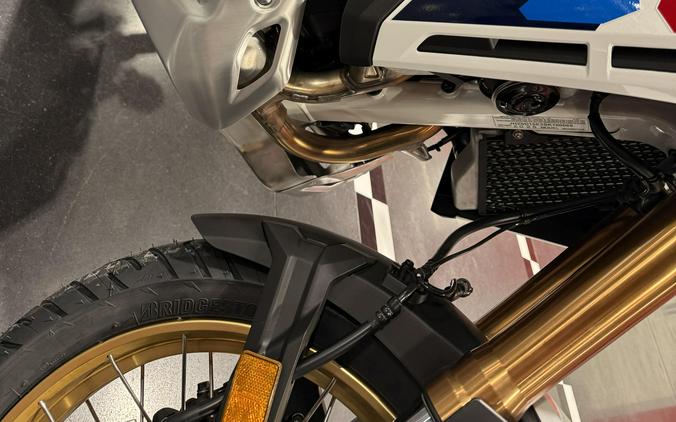 2025 AFRICA TWIN ADV SP ES DCT - Honda