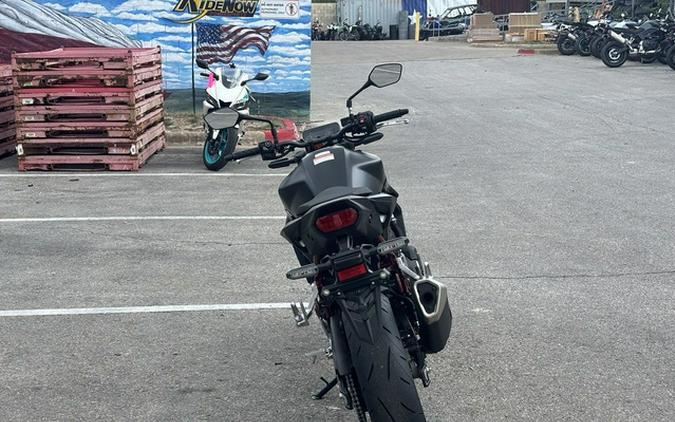 2026 Honda CB750 Hornet E-Clutch