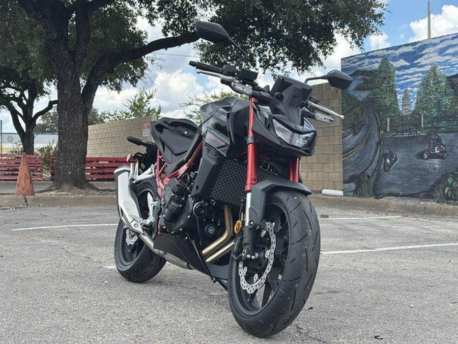2026 Honda CB750 Hornet E-Clutch
