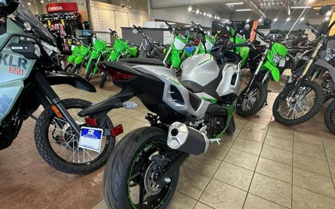 2024 Kawasaki Ninja® 7 Hybrid ABS