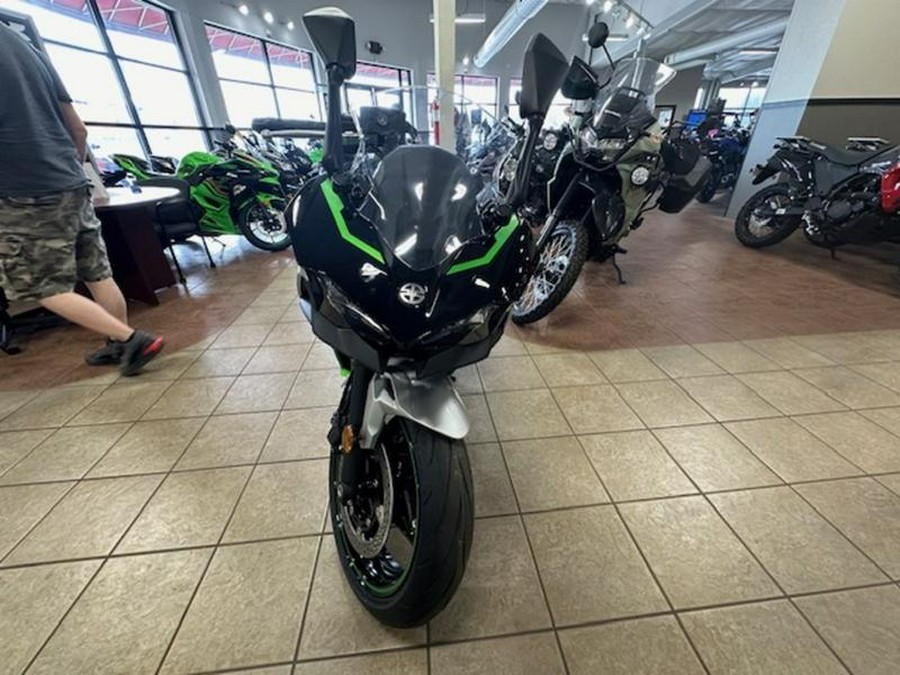 2024 Kawasaki Ninja® 7 Hybrid ABS