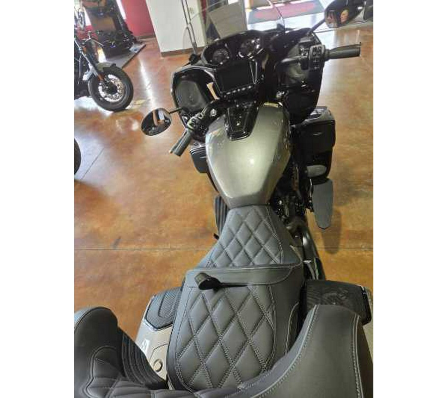 2025 Indian Motorcycle PURSUIT 112 DARK HORSE WITH RIDE ASSIST + POWER BAND AUDIO