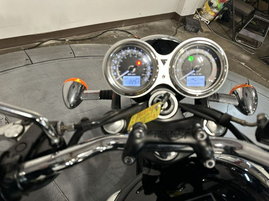 2017 Triumph Bonneville T100 Black