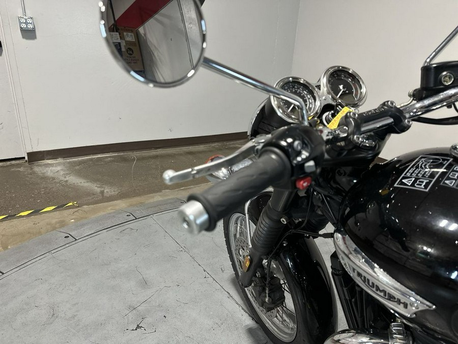 2017 Triumph Bonneville T100 Black