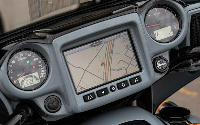 2025 Indian Chieftain Dark Horse Storm Gray/Graphics