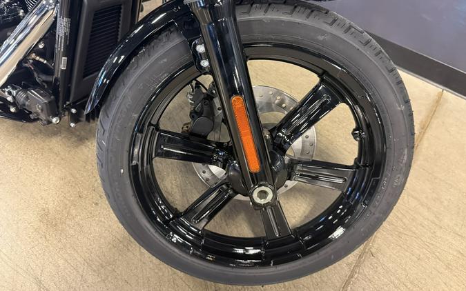FXBB 2026 Street Bob