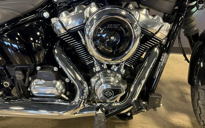 FXBB 2026 Street Bob