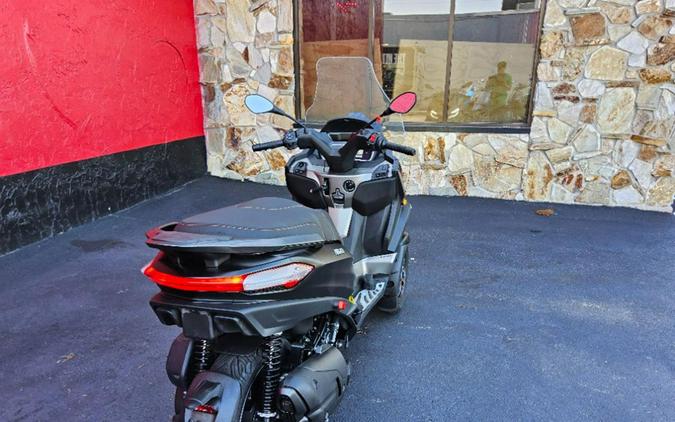 2024 Piaggio MP3 530 Exclusive