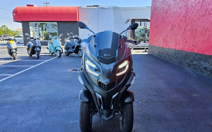 2024 Piaggio MP3 530 Exclusive