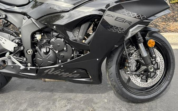 2027 Kawasaki Ninja® ZX™-6R ABS