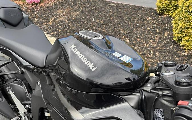 2027 Kawasaki Ninja® ZX™-6R ABS