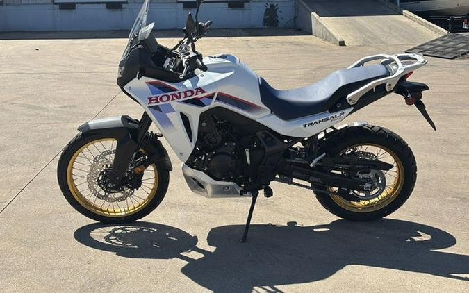 2026 Honda Transalp E-Clutch