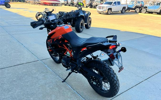 2023 KTM Adventure 390