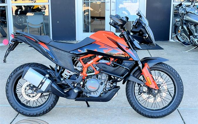 2023 KTM Adventure 390