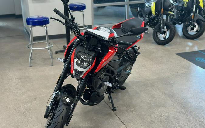 2024 CFMOTO 300 NK MAGMA RED 2024 - CFMOTO