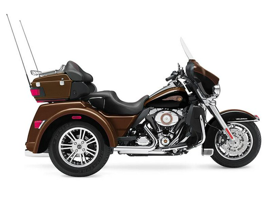 2013 Harley-Davidson® FLHTCUTAE - Tri Glide® Ultra Classic® 110th Anniversary Edition