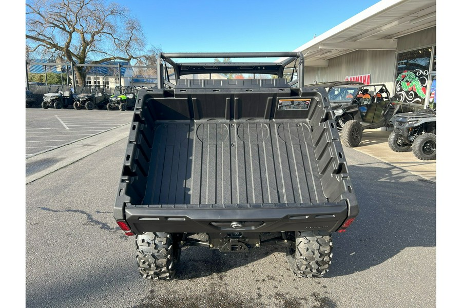 2024 Can-Am Defender DPS HD7