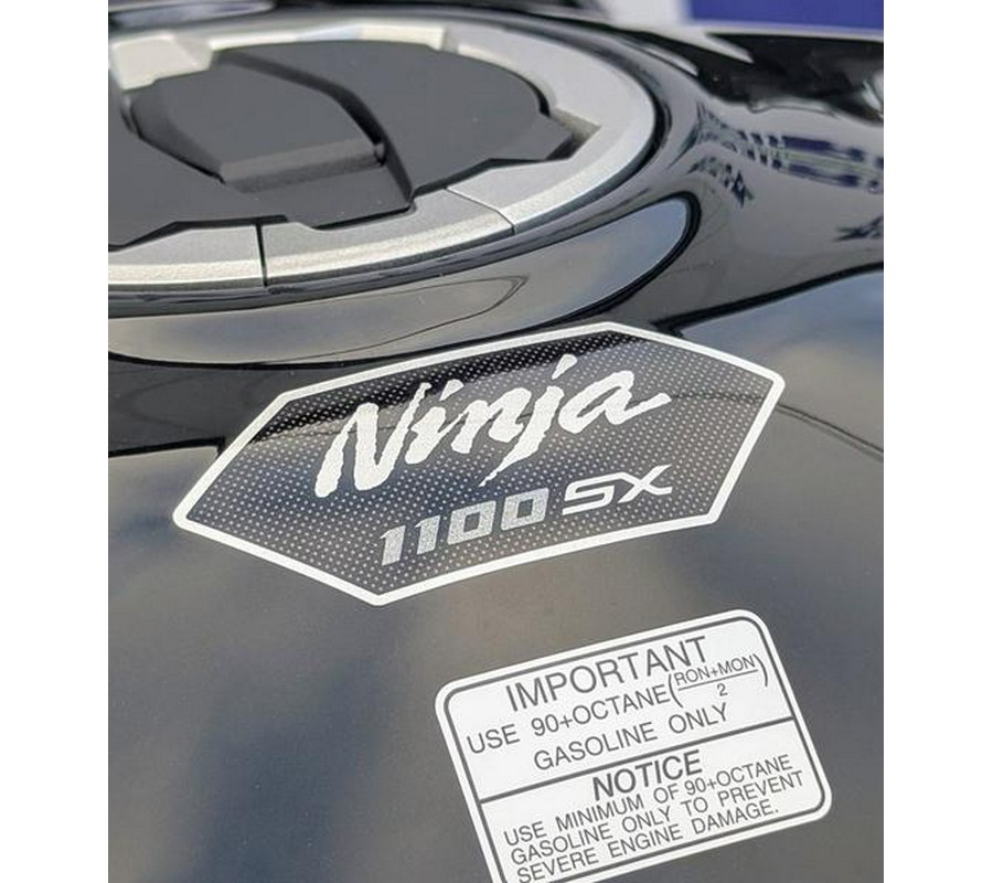 2025 Kawasaki Ninja® 1100SX ABS