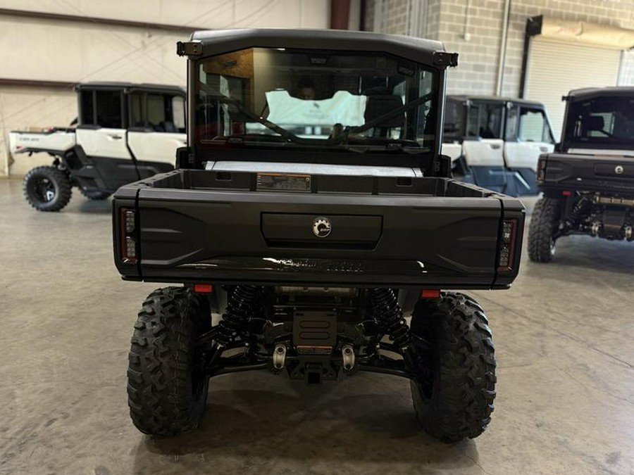2026 Can-Am® Defender MAX XT CAB HD11 With 10.25 in.display