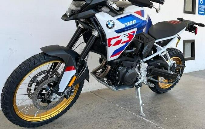 2025 BMW F900GS