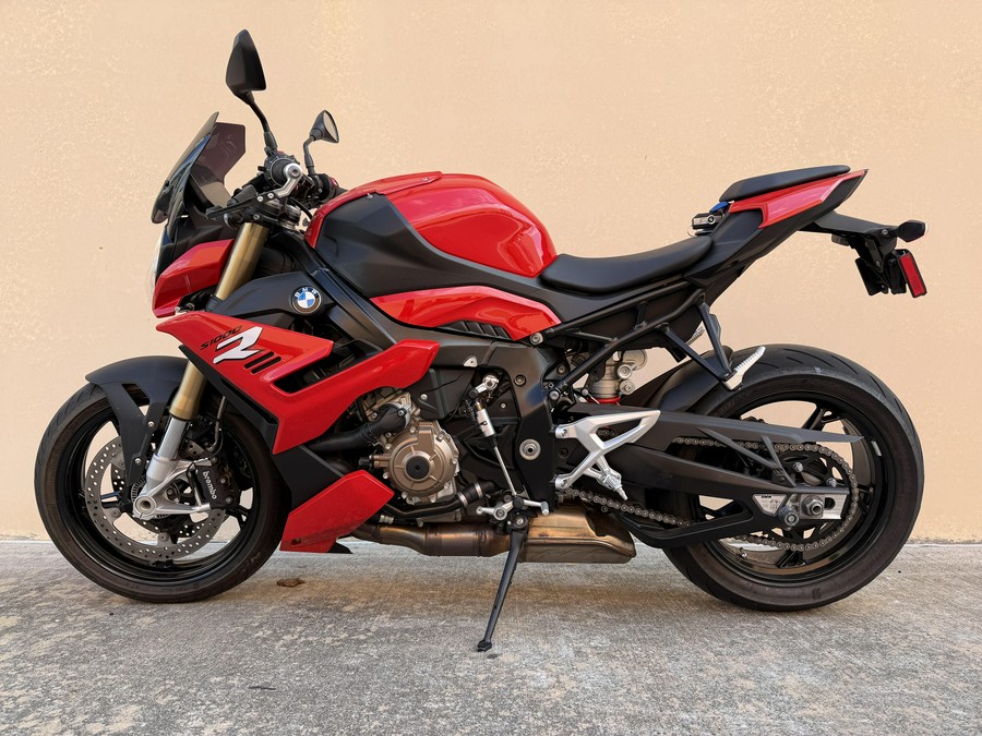 2022 BMW S 1000 R