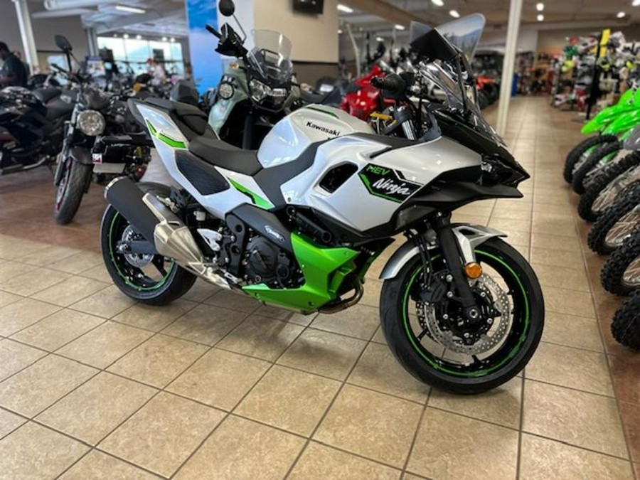 2024 Kawasaki Z7 Hybrid ABS