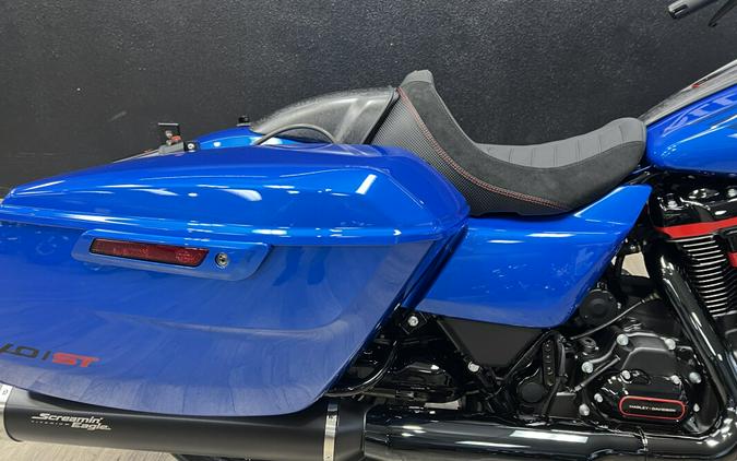 2026 Harley-Davidson® CVO Road Glide ST