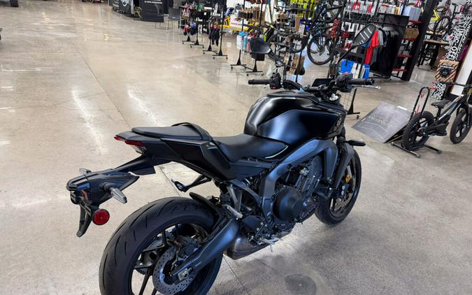 2025 Yamaha MT 09
