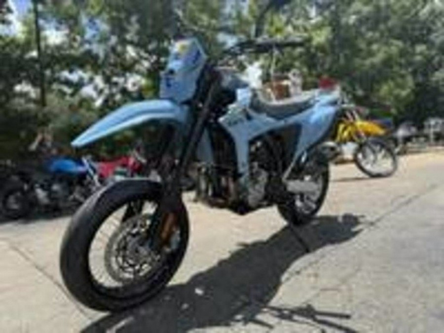 2025 Suzuki DR-Z 4SM