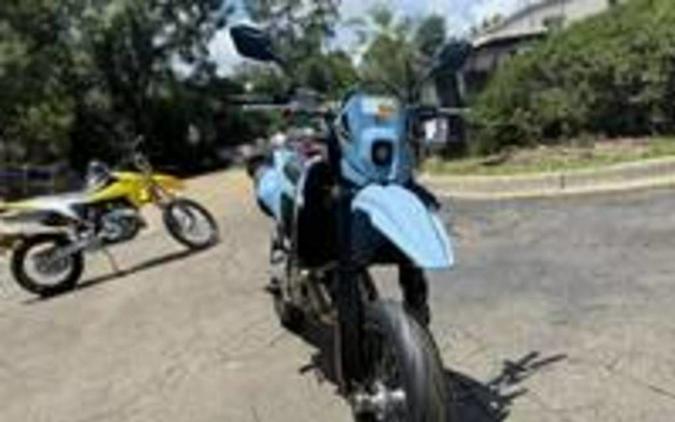 2025 Suzuki DR-Z 4SM