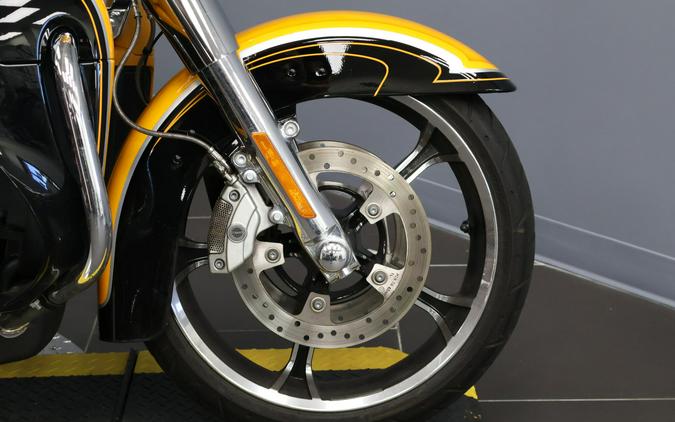 2022 Harley-Davidson® CVO™ Road Glide® Limited FLTRKSE