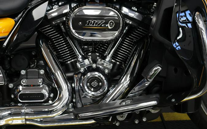 2022 Harley-Davidson® CVO™ Road Glide® Limited FLTRKSE