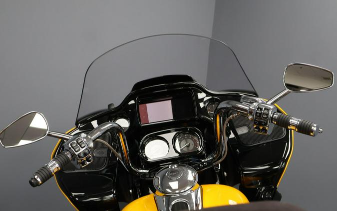 2022 Harley-Davidson® CVO™ Road Glide® Limited FLTRKSE