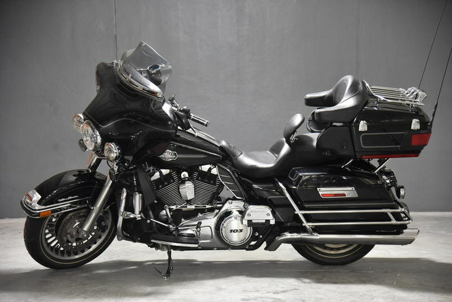 2012 Harley-Davidson® FLHTCU - Electra Glide® Ultra Classic