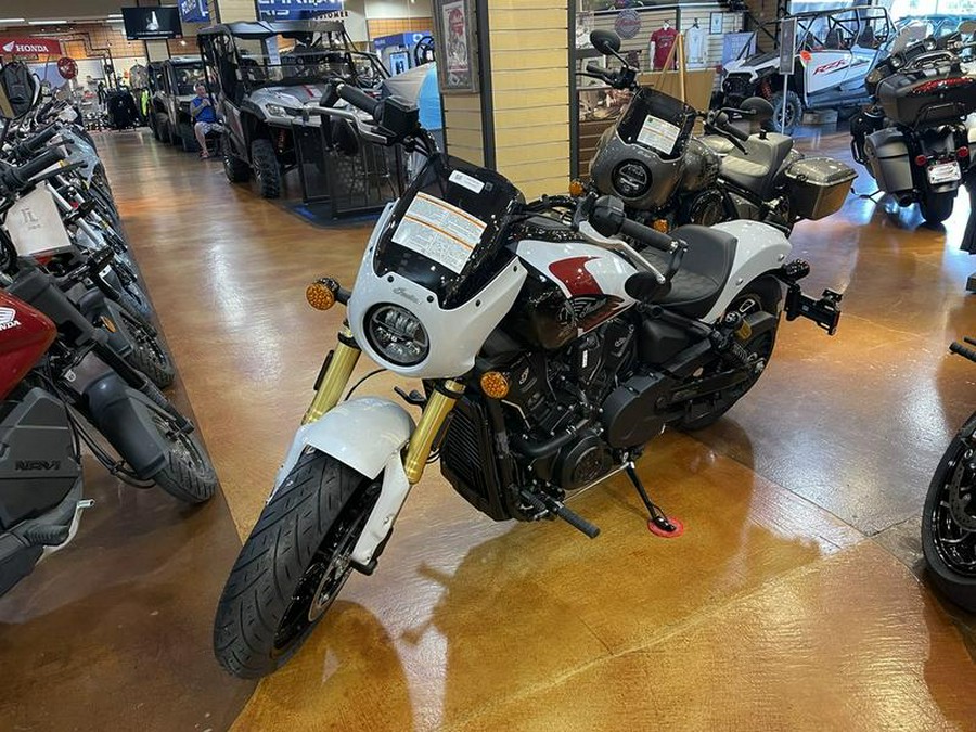 2025 Indian Motorcycle® 101 Scout® Ghost White Metallic with Graphics