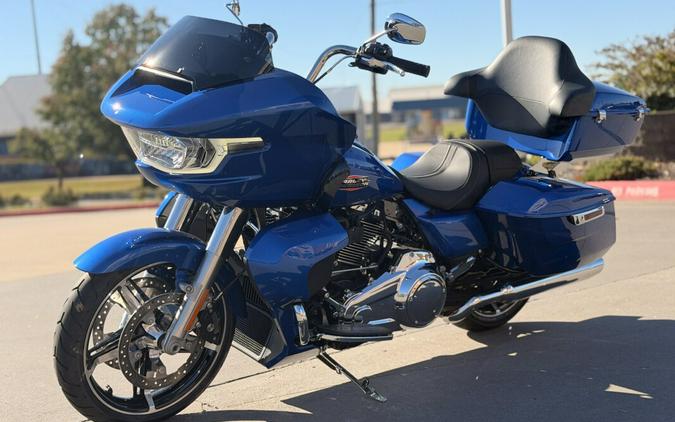 2025 Harley-Davidson® Road Glide® FLTRX Blue Burst