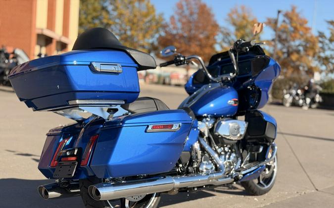 2025 Harley-Davidson® Road Glide® FLTRX Blue Burst