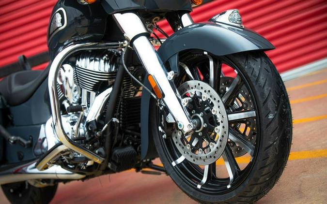 2025 Indian Motorcycle® Chieftain® Limited w/PowerBand Audio Blue Dusk