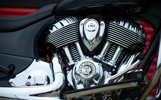 2025 Indian Motorcycle® Chieftain® Limited w/PowerBand Audio Blue Dusk