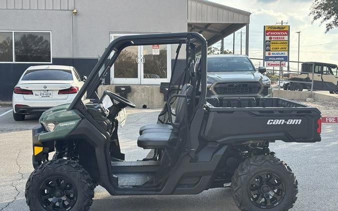 2027 Can-Am Defender DPS HD7