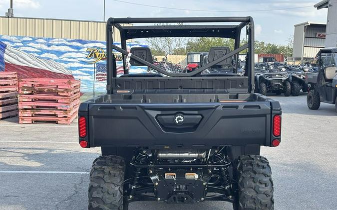 2027 Can-Am Defender DPS HD7