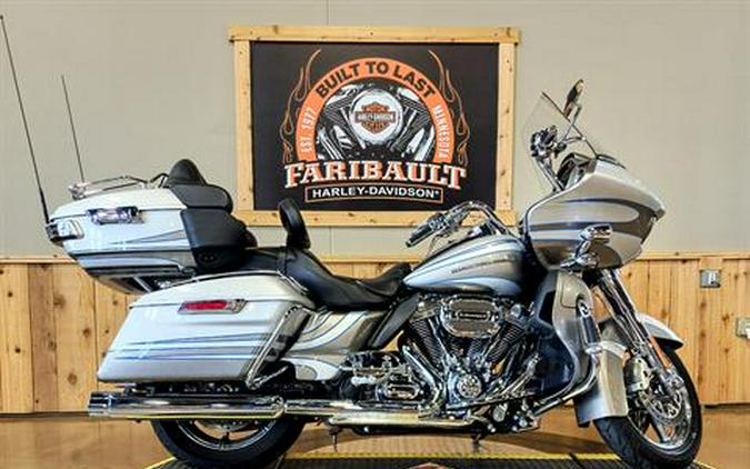 2016 Harley-Davidson CVO™ Road Glide™ Ultra