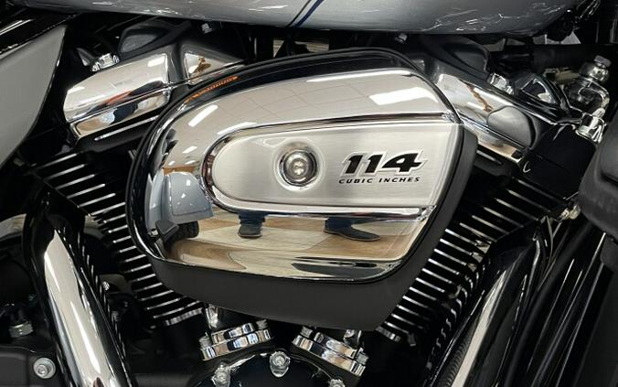 2023 Harley-Davidson Tri Glide Ultra Atlas Silver Metallic