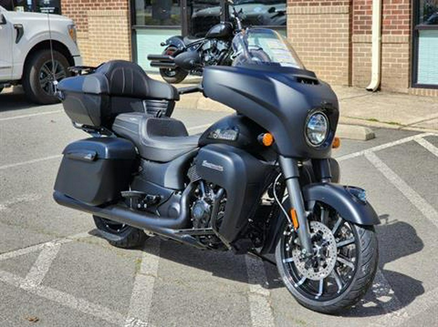 2024 Indian Motorcycle Roadmaster® Dark Horse®